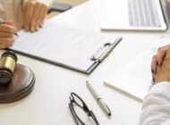 DÜNYADA ALACAK VADELERİ UZUYOR İFLASLAR ARTIYOR