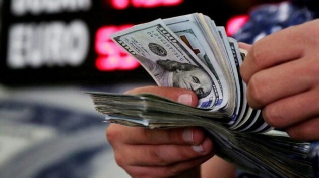 KÜRESEL BORÇ TABLOSUNDA TÜRKİYE DİRENİYOR