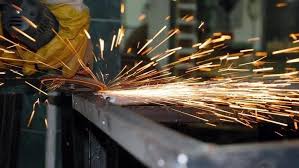 İMALAT SEKTÖRÜNDEKİ BOZULMA 12 AYIN EN DÜŞÜK SEVİYESİNDE