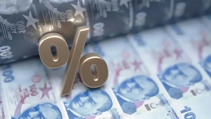 ENFLASYON DÜŞÜYOR, ENERJİ RİSKLERİ ARTIYOR