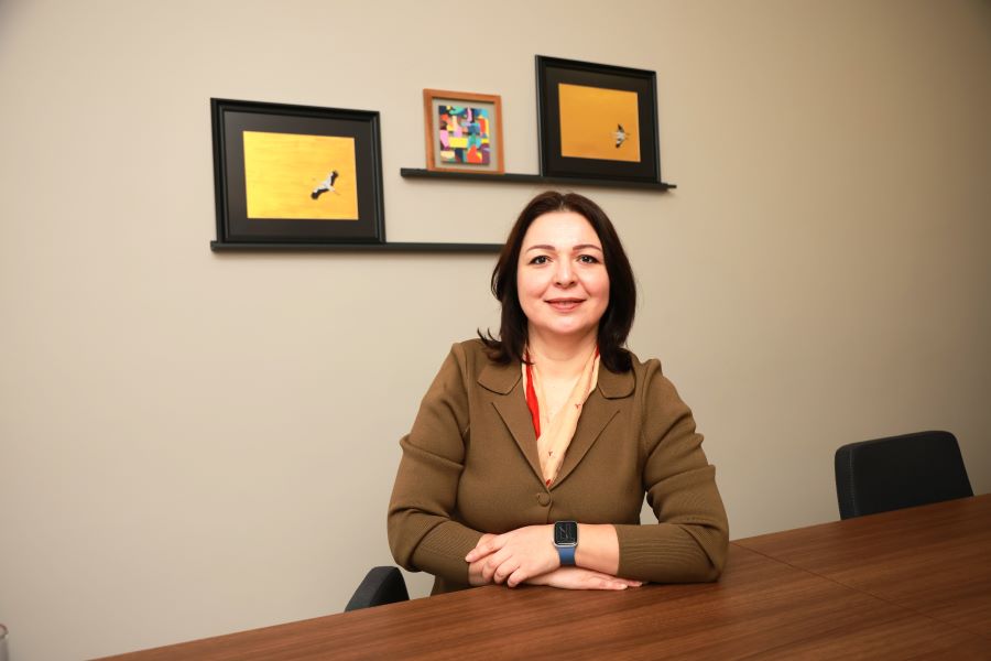 ÇALIŞANLARIN %47’Sİ OFİSTE IŞIK YETERSİZLİĞİ NEDENİYLE YORGUN HİSSEDİYOR