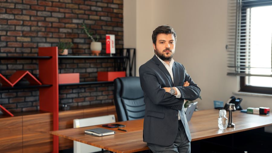 REKABETTE YENİ DÖNEM: GENÇLERE GÜVENEN ŞİRKETLER ÖNE ÇIKIYOR